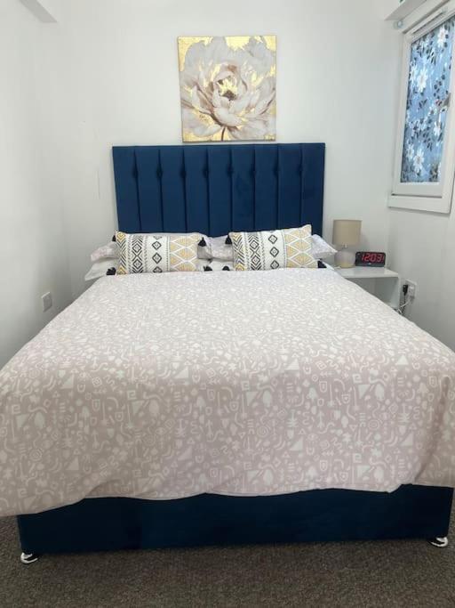 Penlea ~ 1 Bedroom Flat With Harbour View 塔伯特 外观 照片